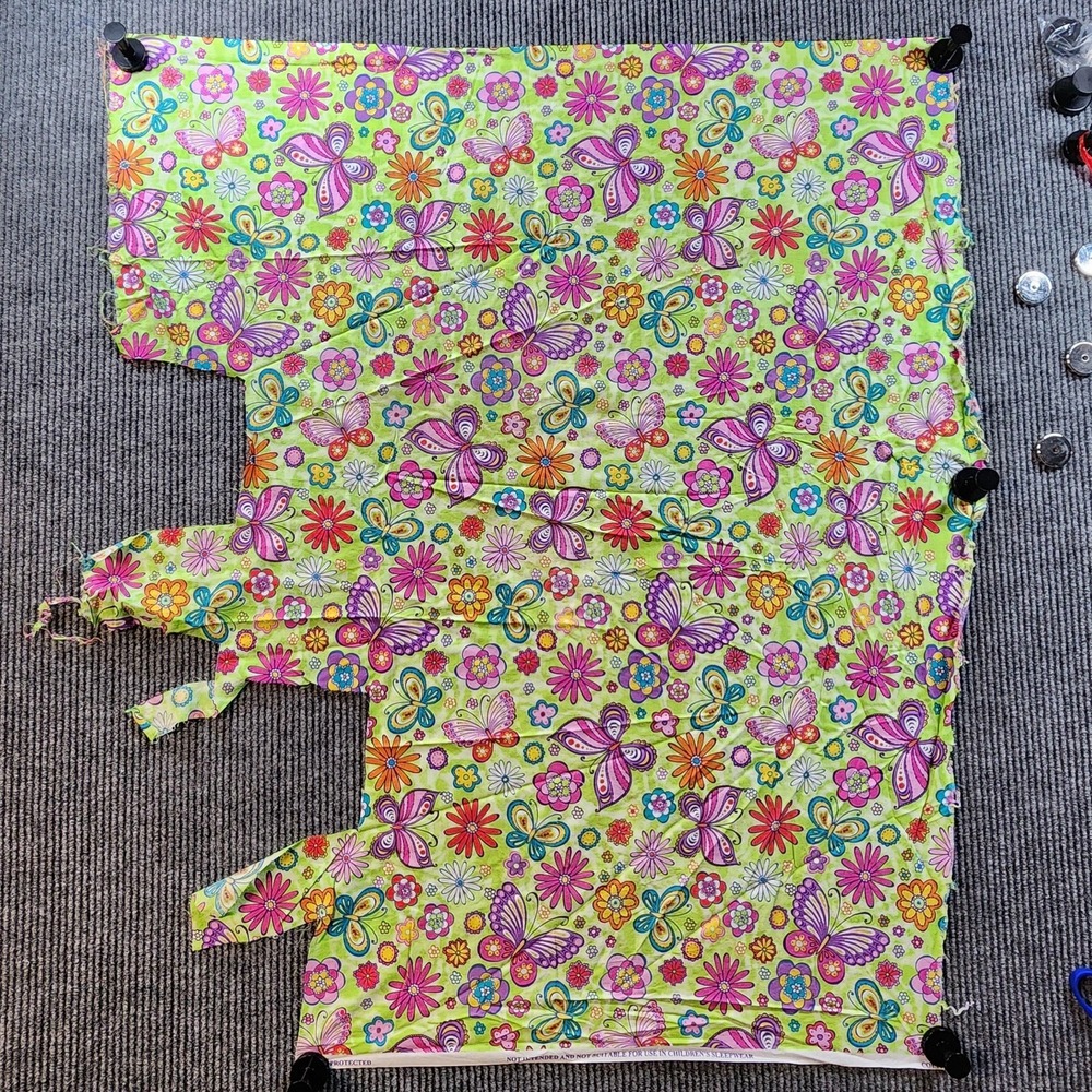 Vintage Butterfly Flower Power Fabric Remnant 35x34 Hippie Floral Cotton‎ Sewing